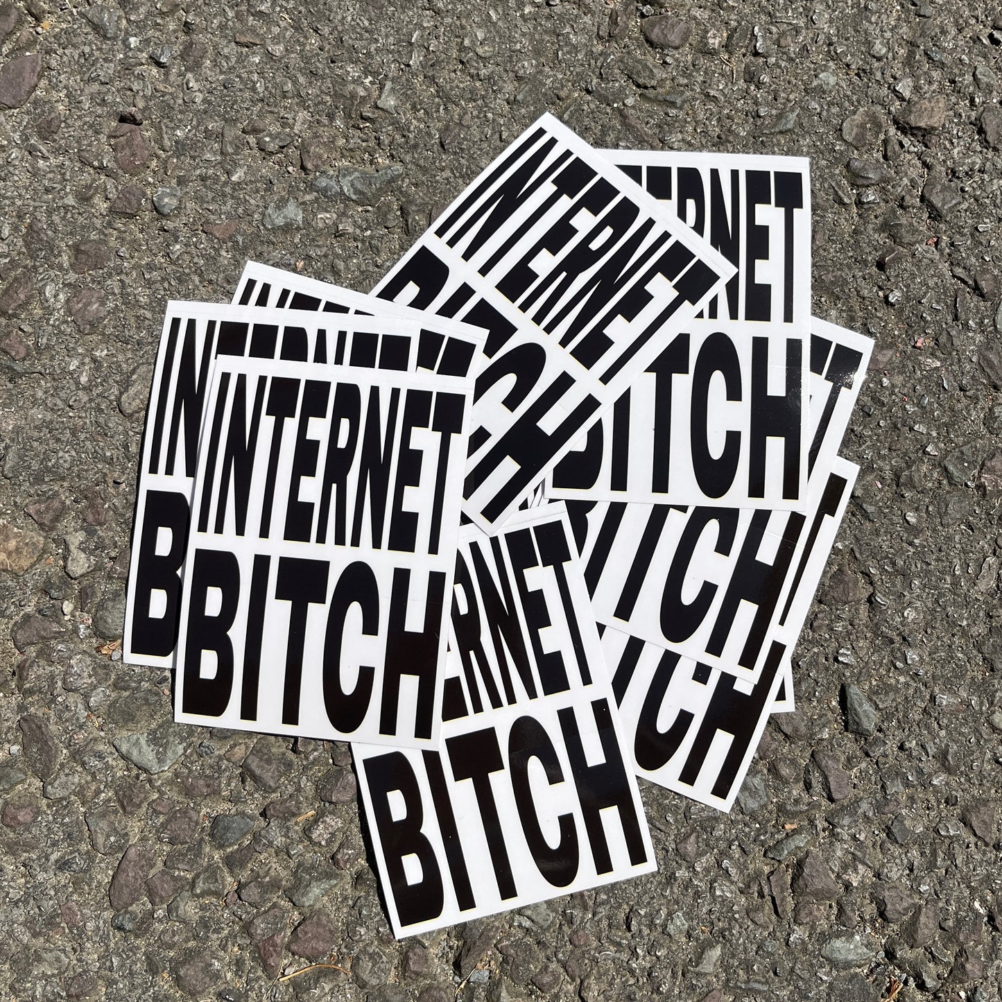 INTERNET BITCH Sticker
